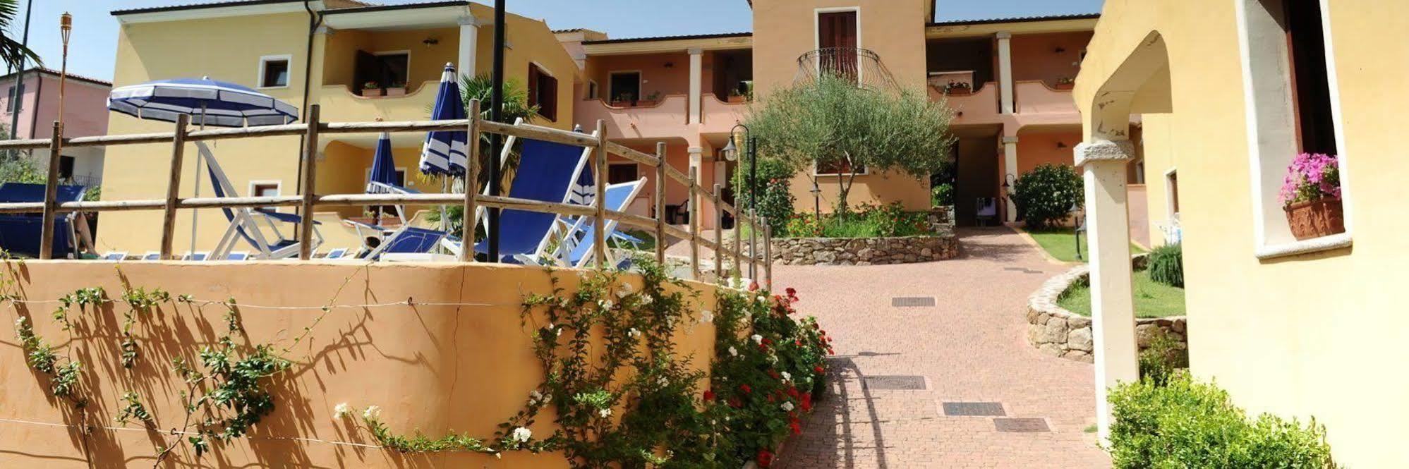Residence Corte Dei Venti Будоні Екстер'єр фото