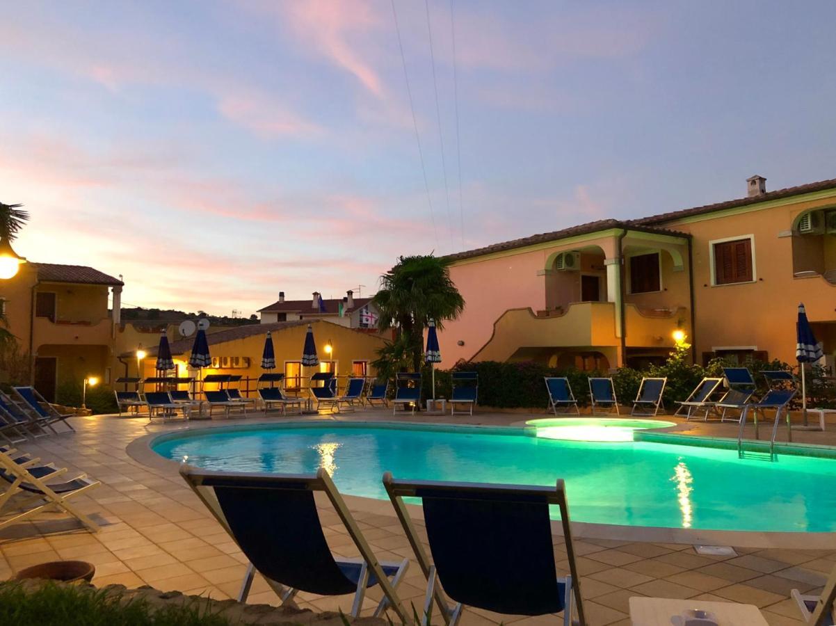 Residence Corte Dei Venti Будоні Екстер'єр фото